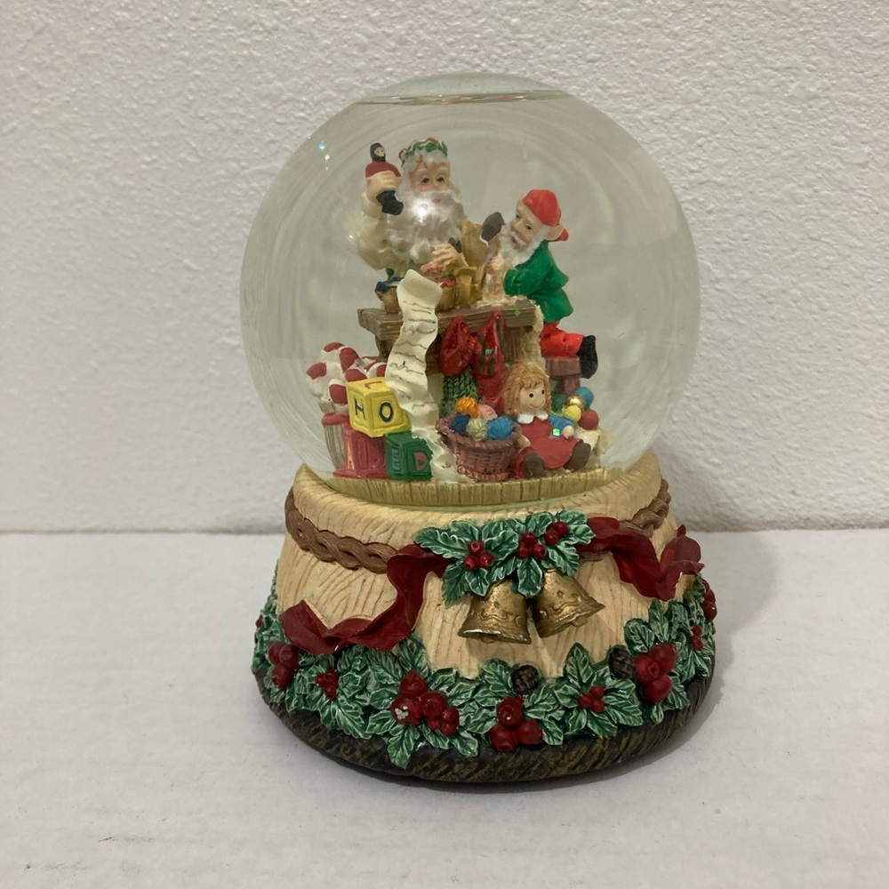 Christmas Snow Globe Music Box Picture Frame